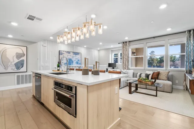 $1,299,800 | 2913 Noyce Place, Unit 217, Santa Clara, CA 95051