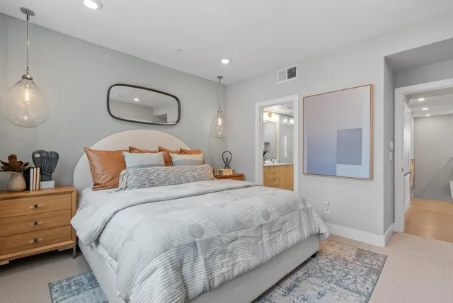 $1,299,800 | 2913 Noyce Place, Unit 217, Santa Clara, CA 95051