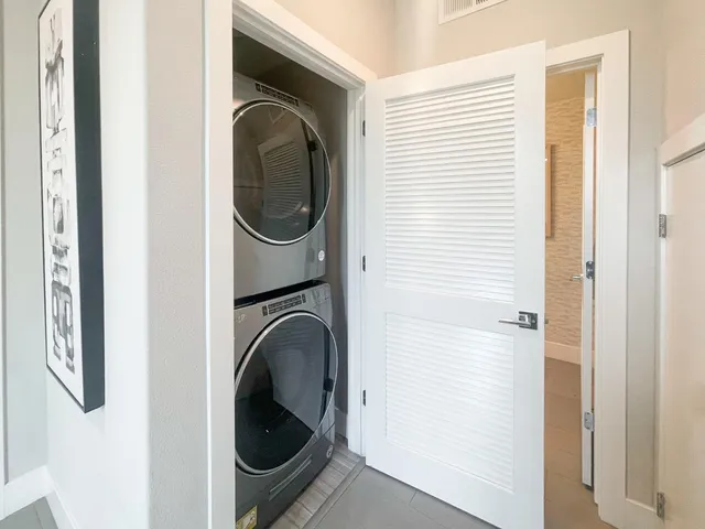 $1,299,800 | 2913 Noyce Place, Unit 217, Santa Clara, CA 95051