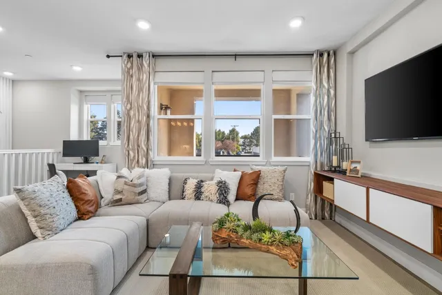 $1,299,800 | 2913 Noyce Place, Unit 217, Santa Clara, CA 95051