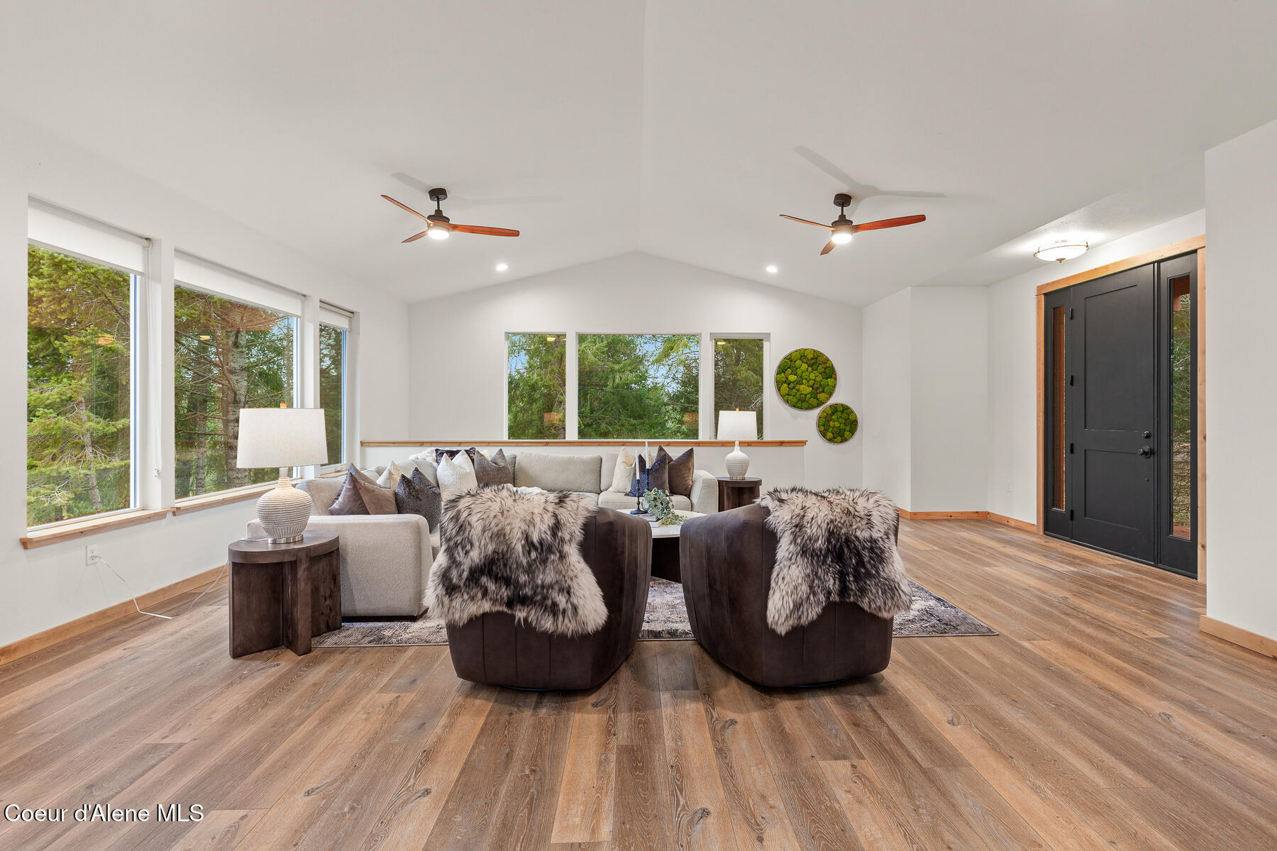 672 Hopkins Road Sandpoint, ID 83864 - Photo 18 of 72 Vaulted Ceilings