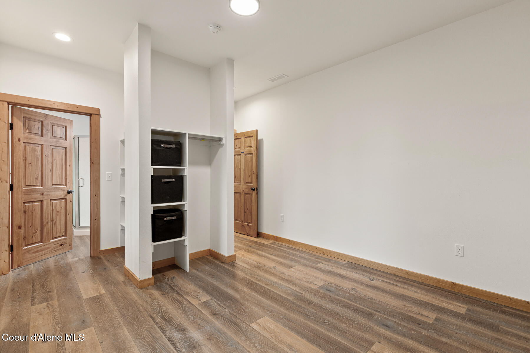 672 Hopkins Road Sandpoint, ID 83864 - Photo 59 of 72 ADU Bedroom 1