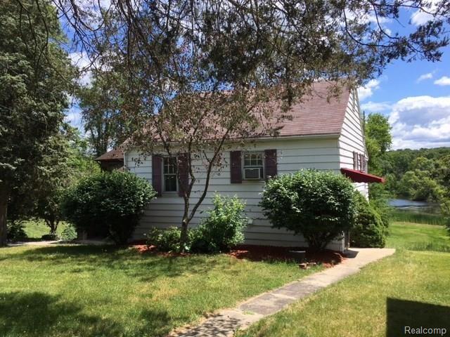 9225 Riverside Drive Brighton, MI 48116 - Photo 12 of 13 IMG_5983.JPG