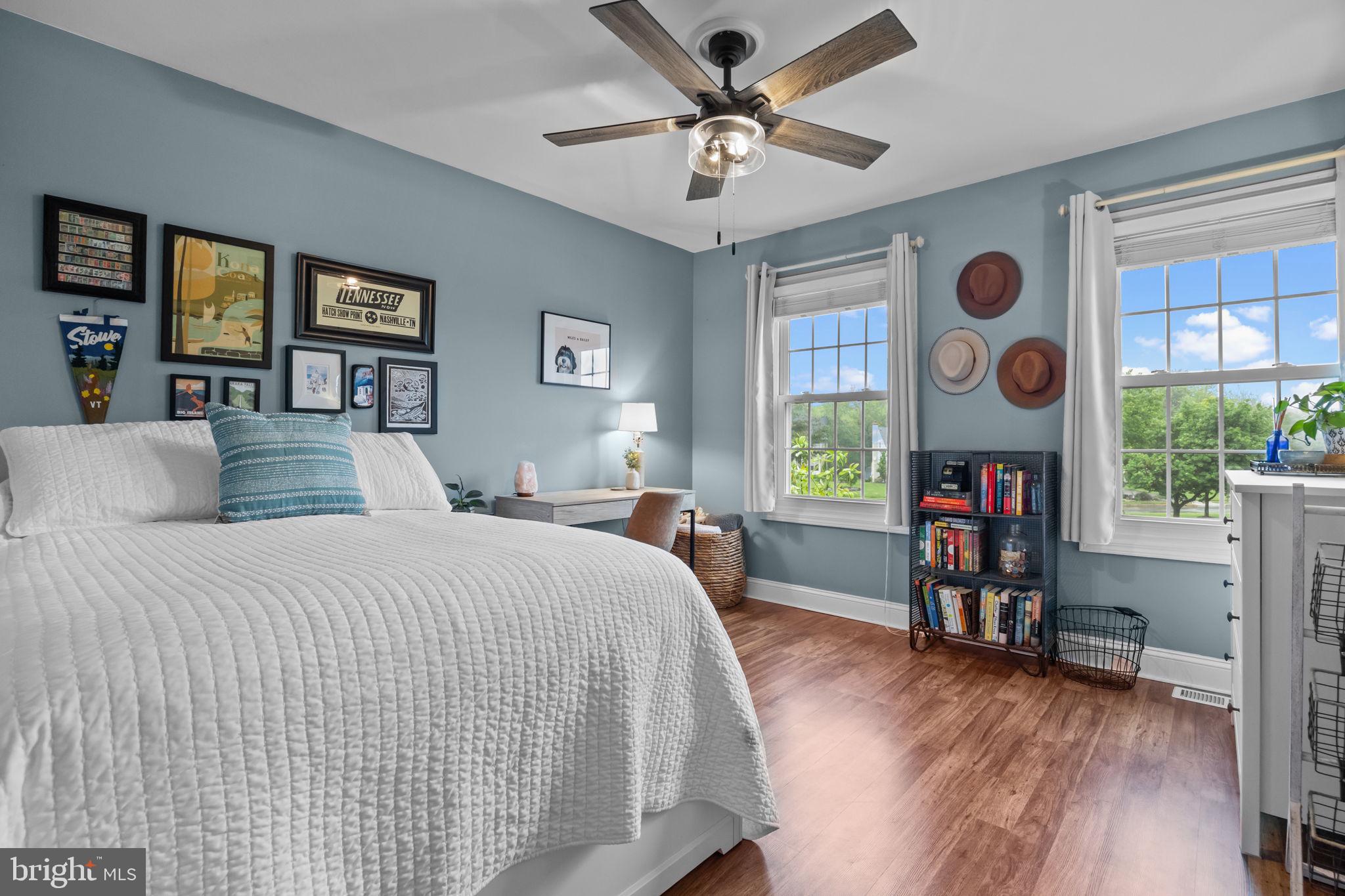 121 Beech Drive Hatboro, PA 19040 - Photo 21 of 46 a bed room with a bed and a table