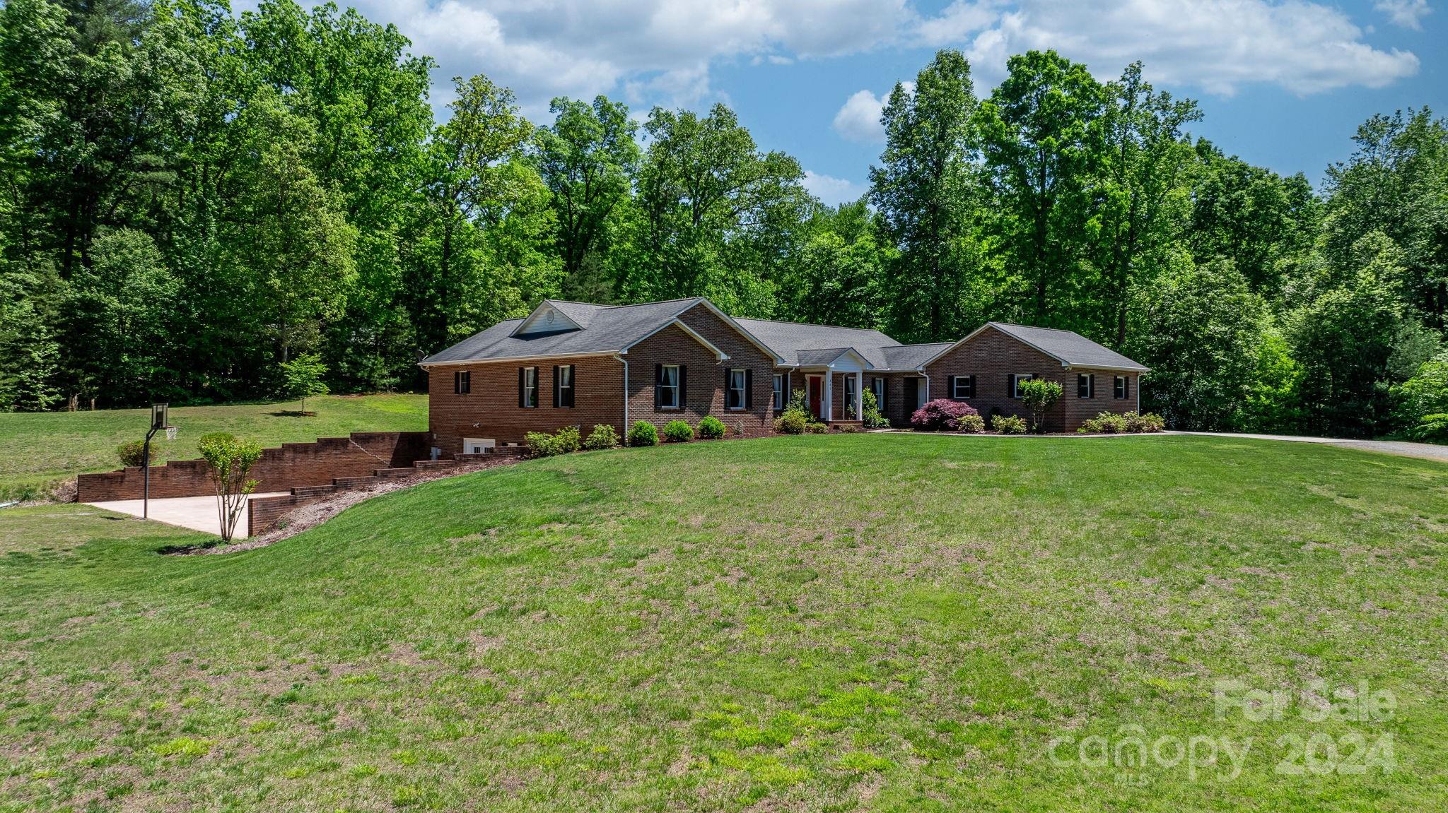 301 Garrison Road Morganton, NC 28655 - Photo 2 of 48 Gallery Image 2