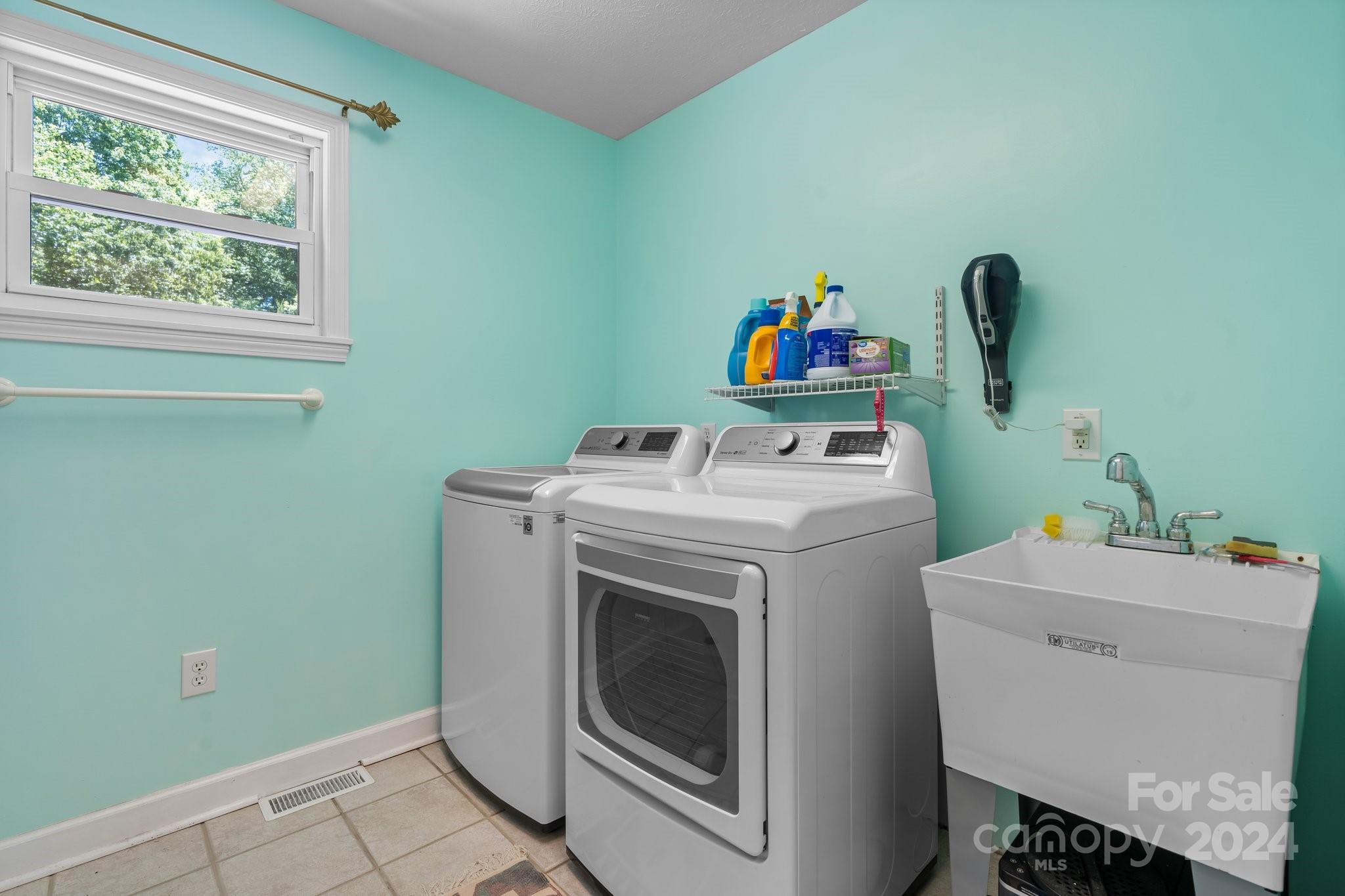 301 Garrison Road Morganton, NC 28655 - Photo 36 of 48 Gallery Image 36