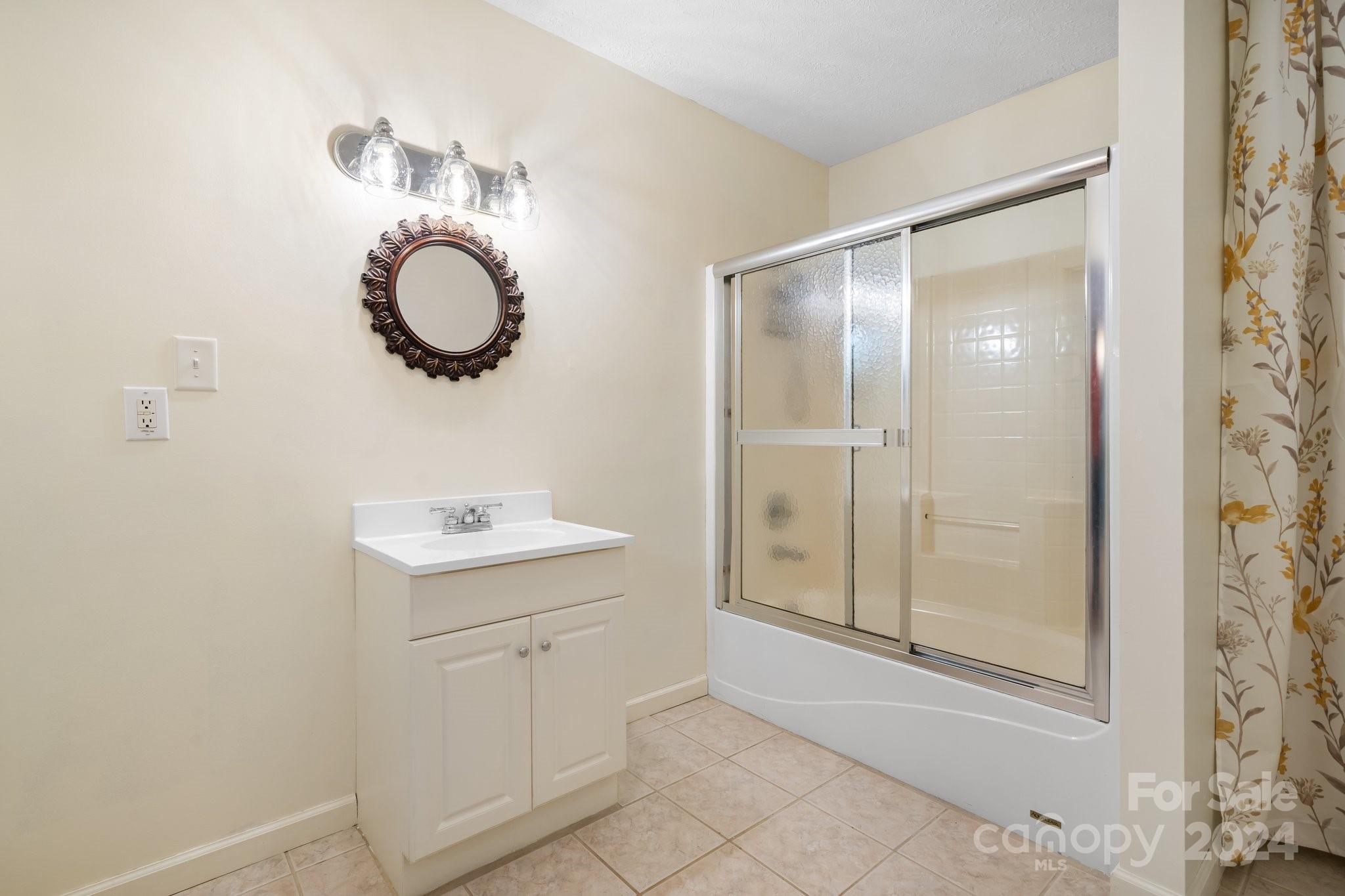 301 Garrison Road Morganton, NC 28655 - Photo 43 of 48 Gallery Image 43