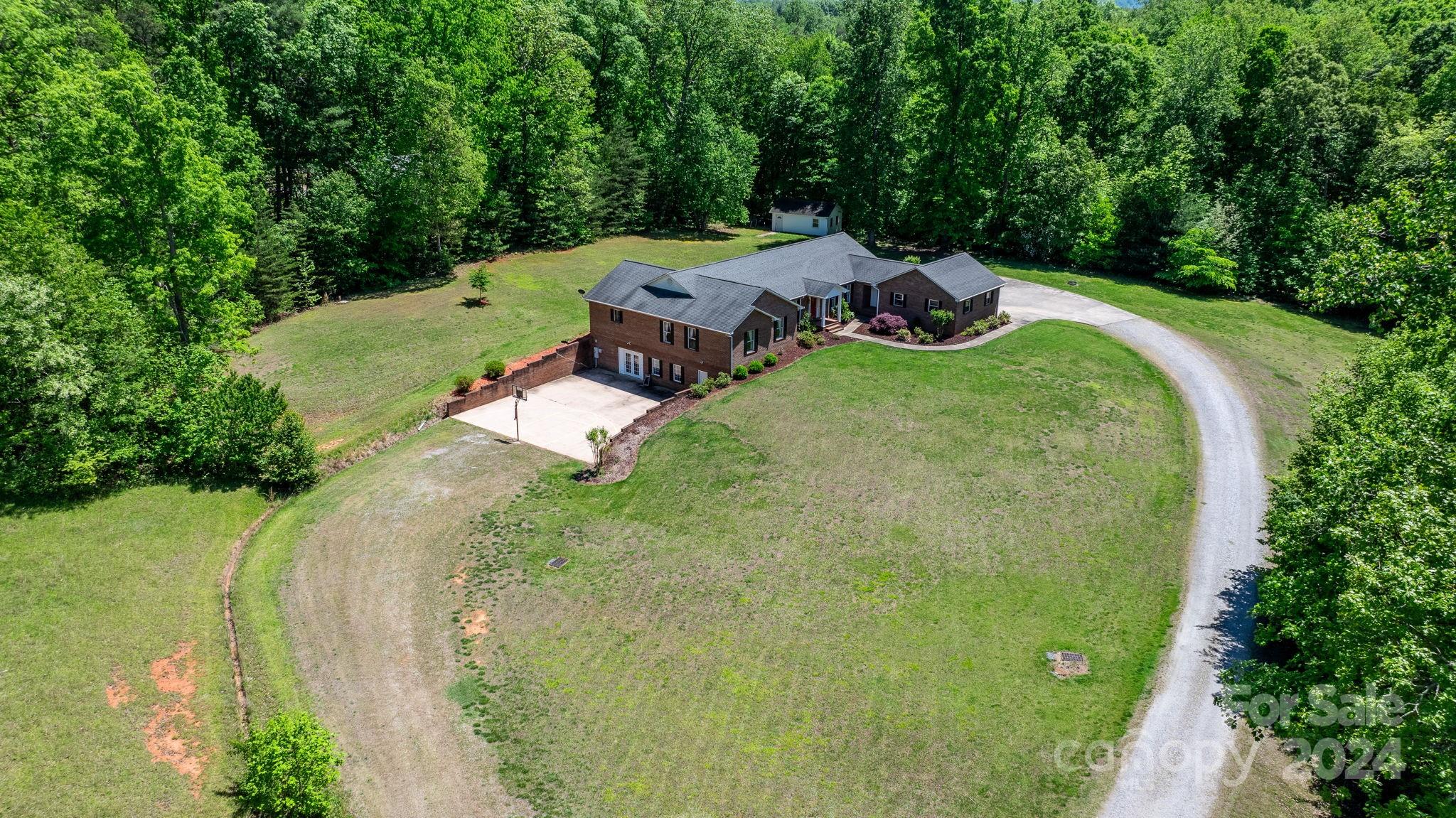 301 Garrison Road Morganton, NC 28655 - Photo 47 of 48 Gallery Image 47
