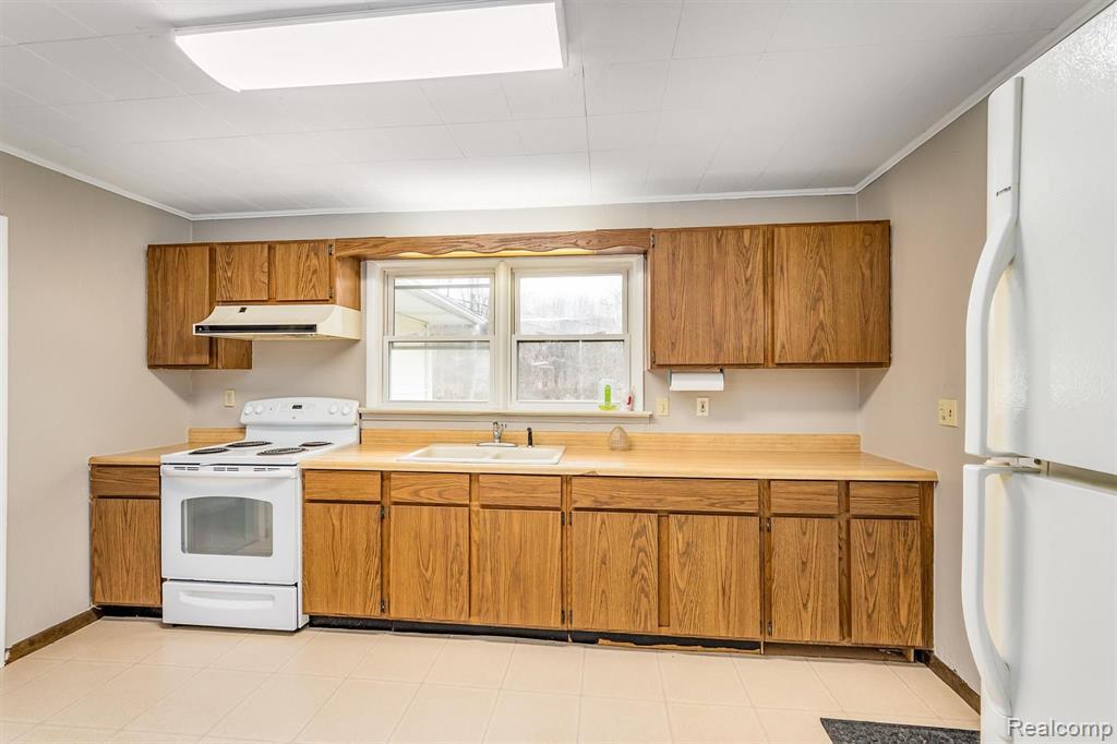 26140 Beck Road Novi, MI 48374 - Photo 5 of 18
