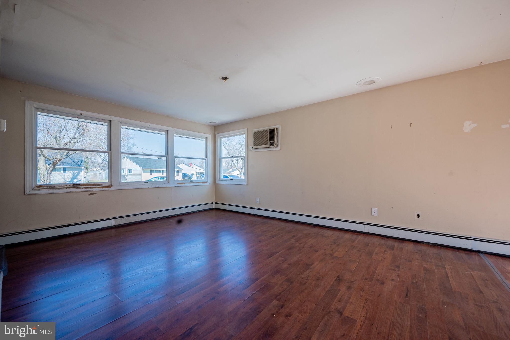 104 Louise Road New Castle, DE 19720 - Photo 4 of 22 Gallery Image 4