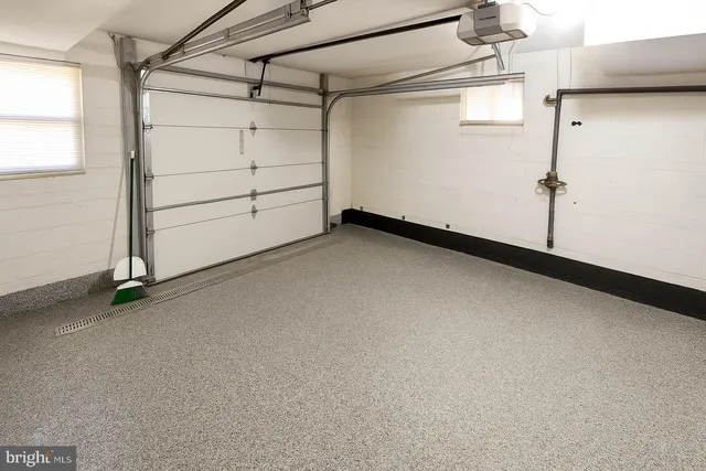 a view of a room with an empty space