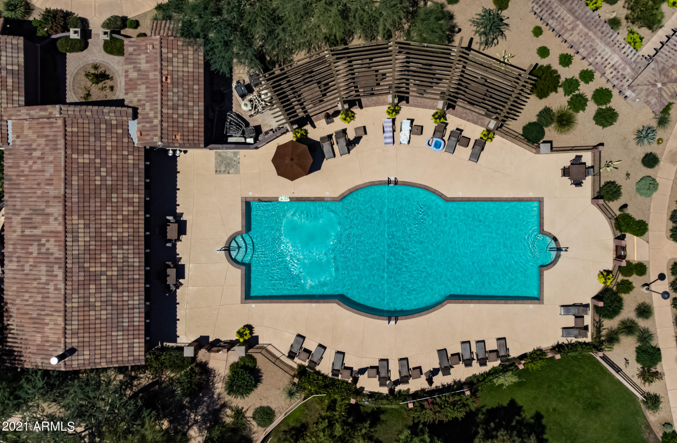 3935 East Rough Rider Road, Unit 1199 Phoenix, AZ 85050 - Photo 1 of 32 ocupix-3935ERR1199-SS-5