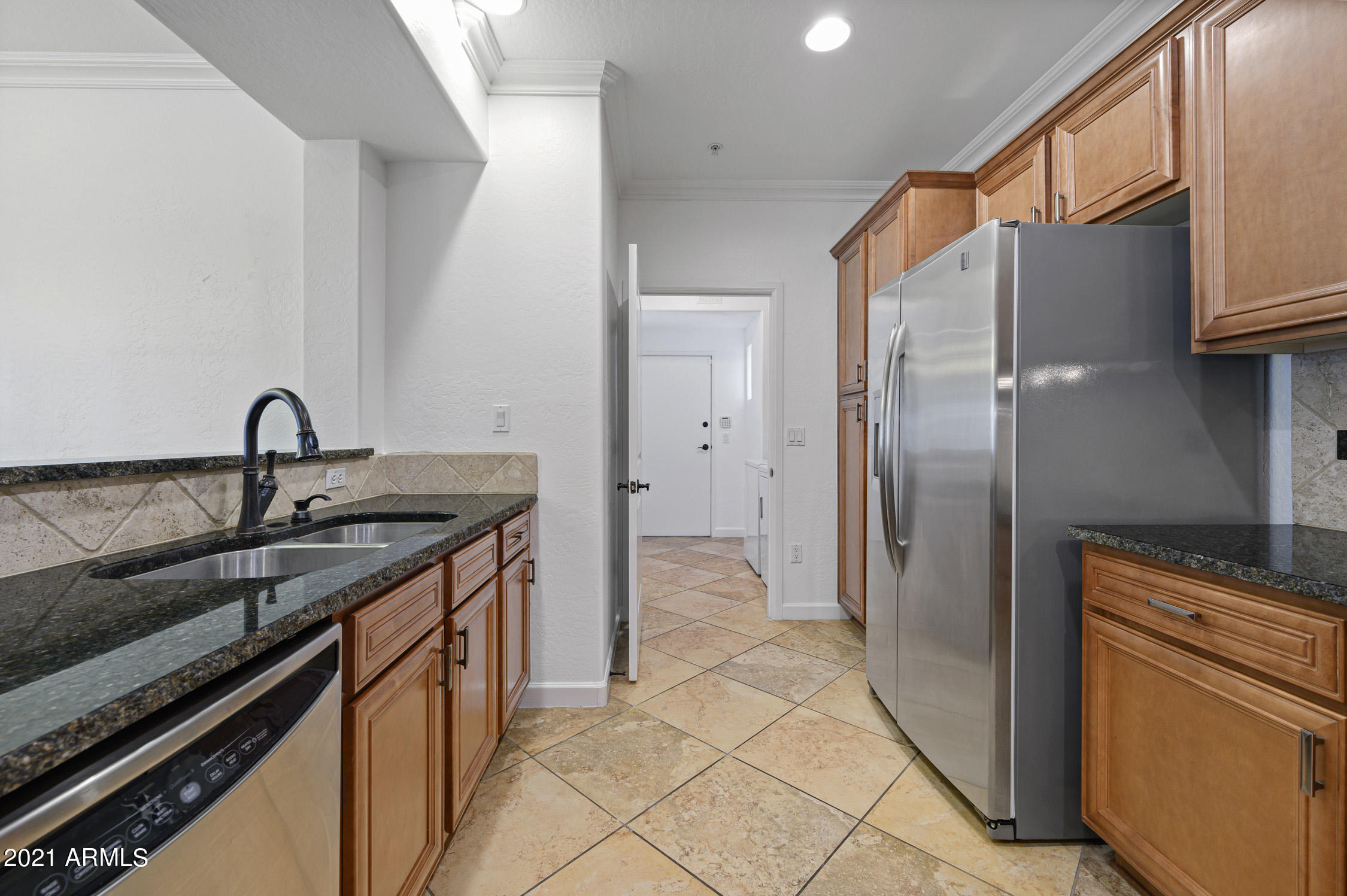 3935 East Rough Rider Road, Unit 1199 Phoenix, AZ 85050 - Photo 13 of 32 ocupix-3935ERR1199-16