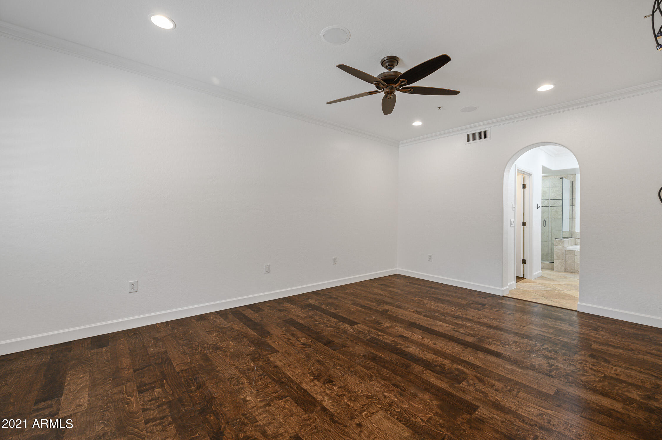3935 East Rough Rider Road, Unit 1199 Phoenix, AZ 85050 - Photo 16 of 32 ocupix-3935ERR1199-19
