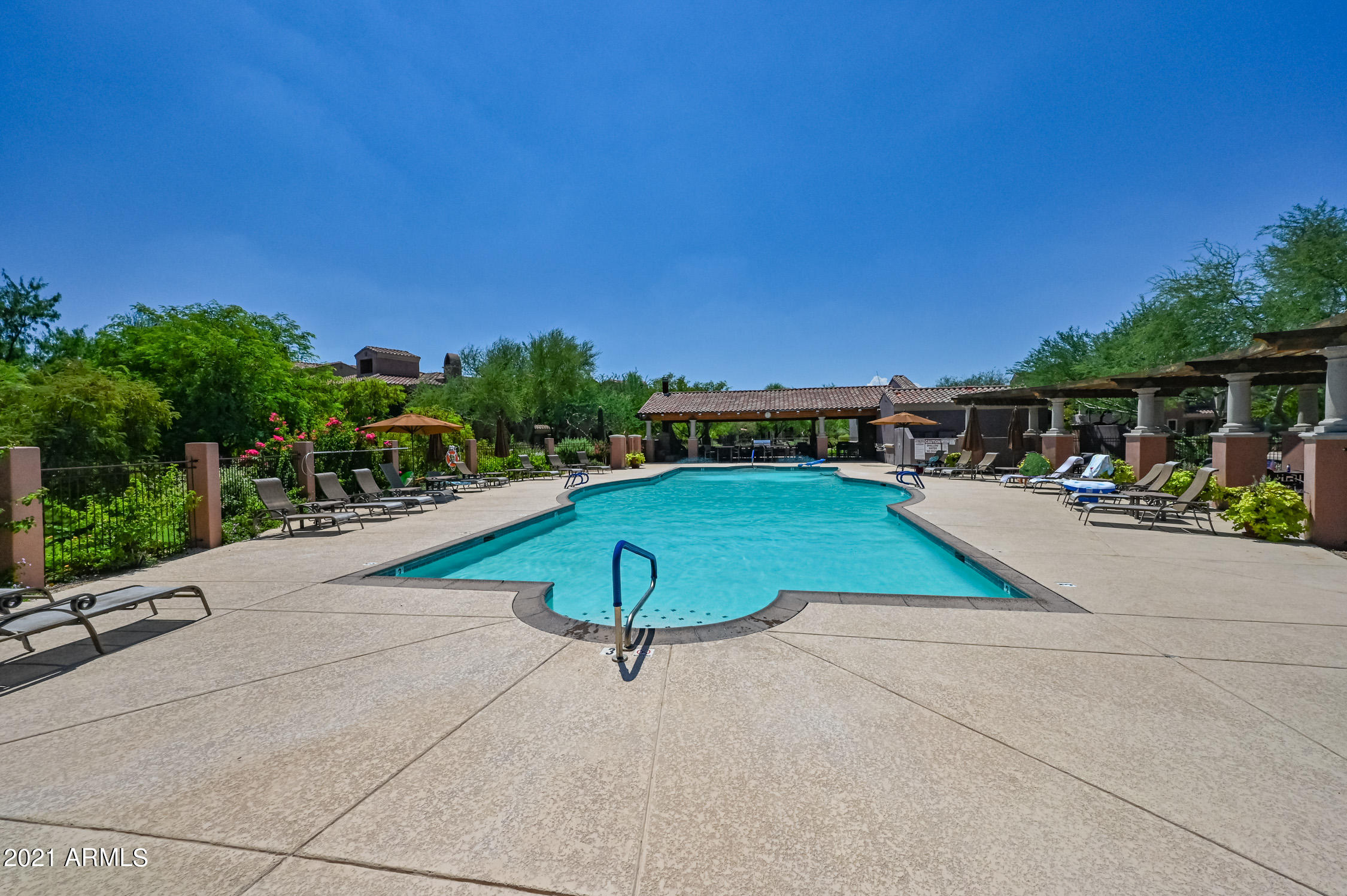 3935 East Rough Rider Road, Unit 1199 Phoenix, AZ 85050 - Photo 27 of 32 ocupix-3935ERR1199-Comm-3
