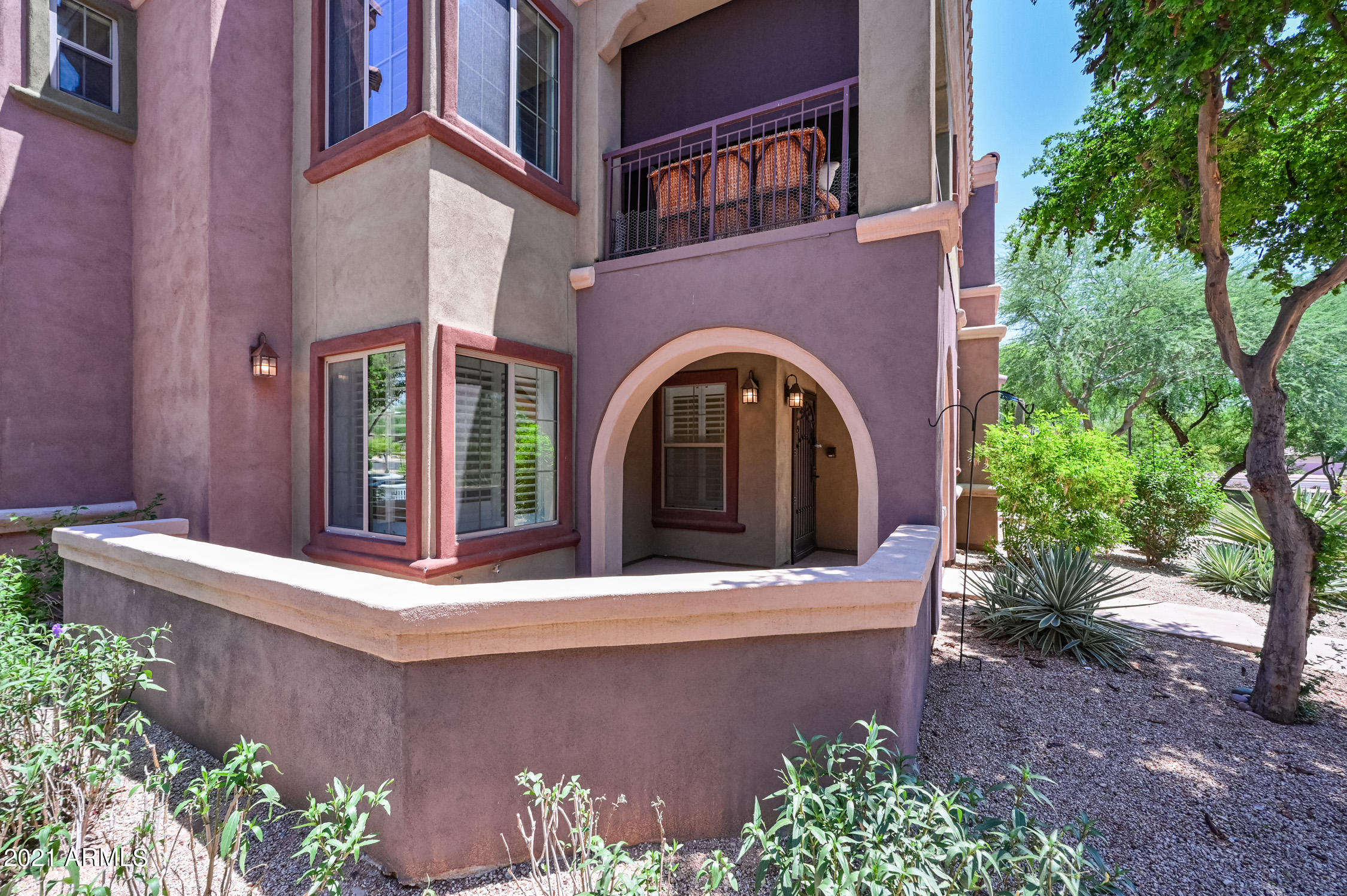 3935 East Rough Rider Road, Unit 1199 Phoenix, AZ 85050 - Photo 3 of 32 ocupix-3935ERR1199-6