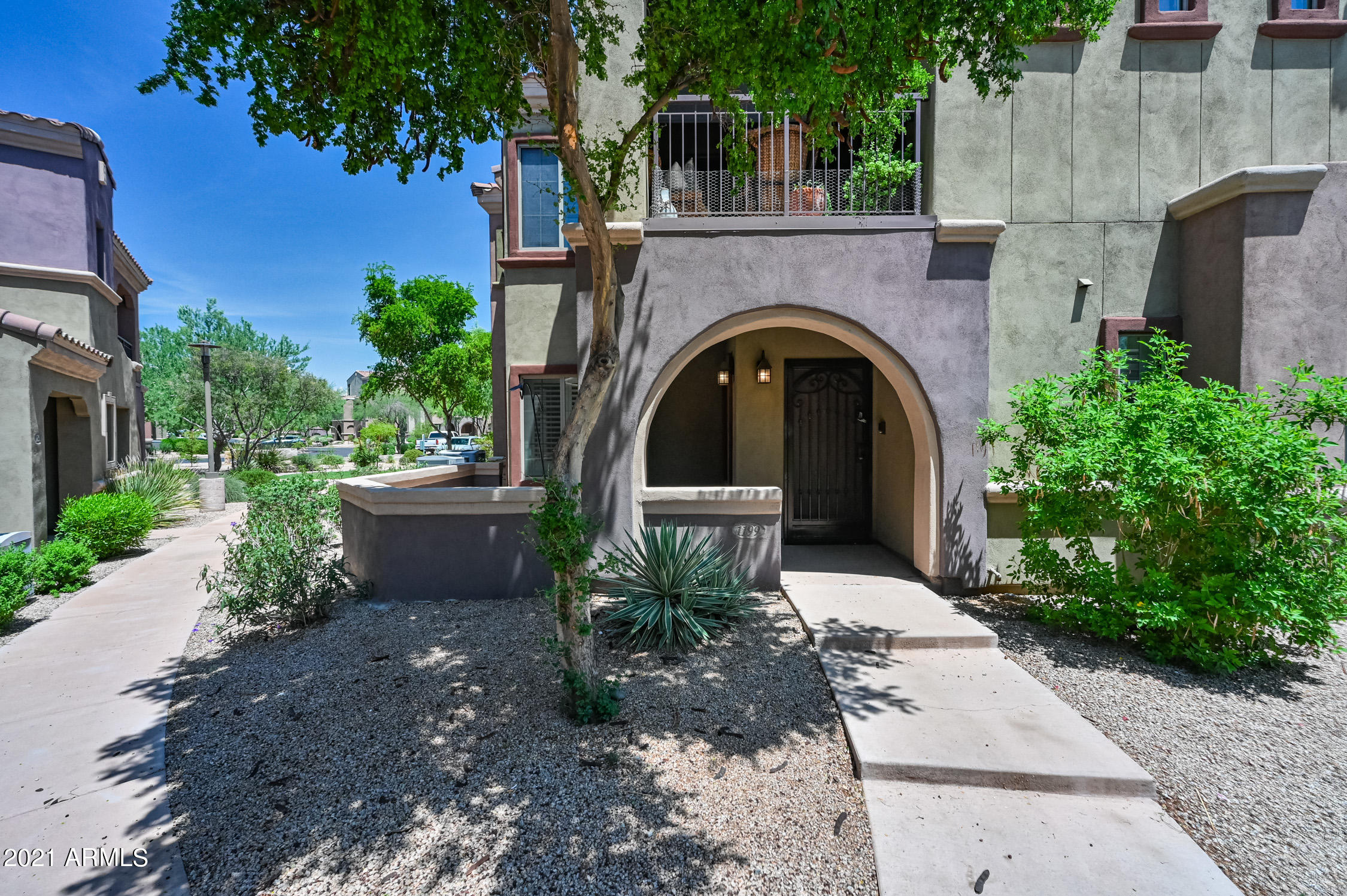 3935 East Rough Rider Road, Unit 1199 Phoenix, AZ 85050 - Photo 4 of 32 ocupix-3935ERR1199-2