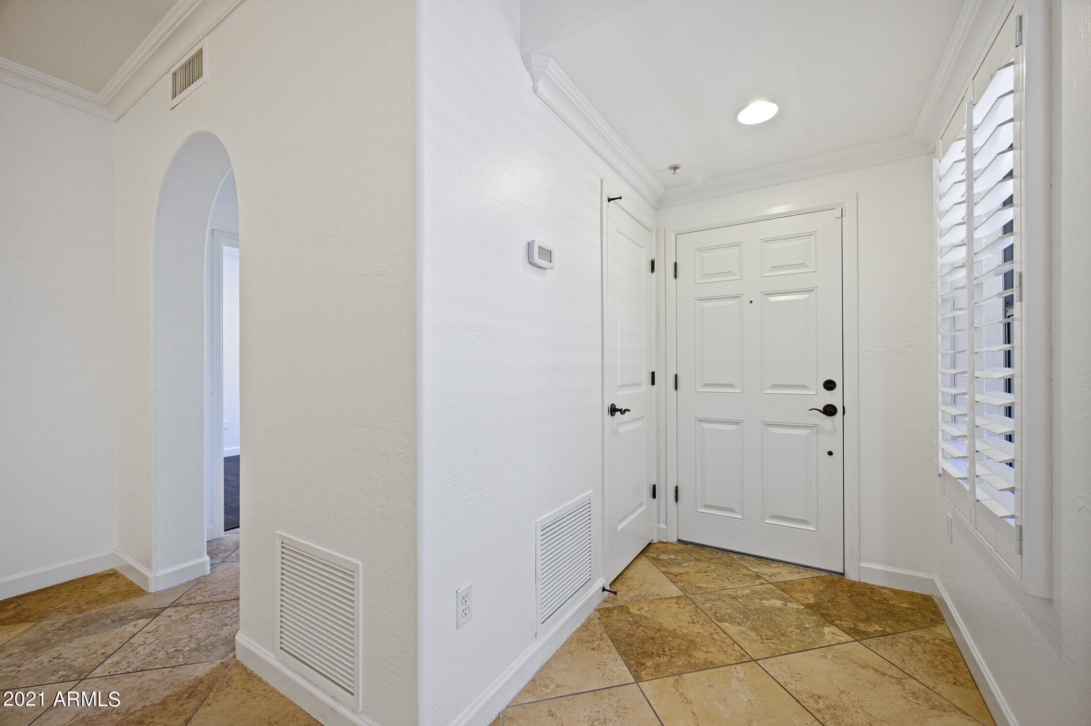 3935 East Rough Rider Road, Unit 1199 Phoenix, AZ 85050 - Photo 6 of 32 ocupix-3935ERR1199-7
