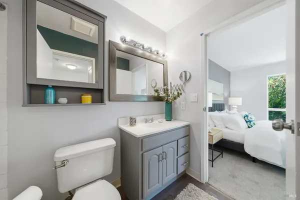 $575,000 | 10 Professional Center Parkway, Unit 1, San Rafael, CA 94903