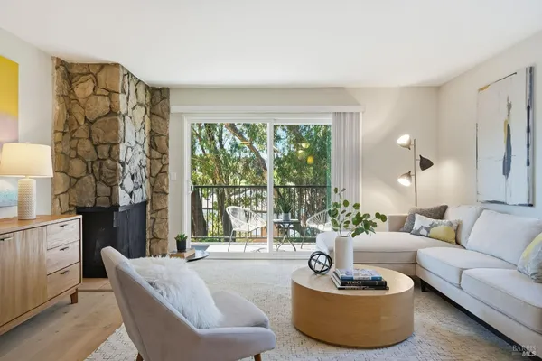 $575,000 | 10 Professional Center Parkway, Unit 1, San Rafael, CA 94903