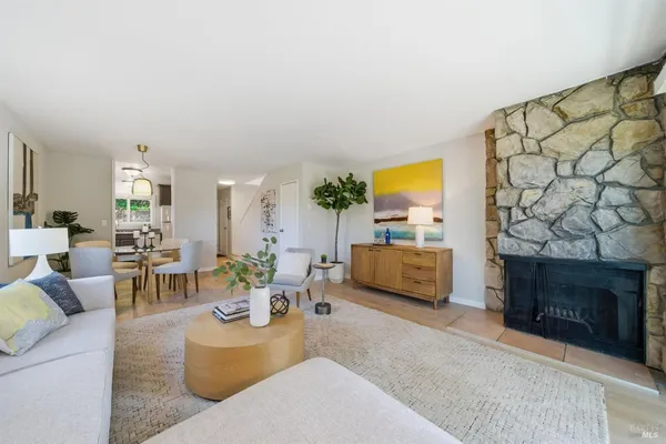 $575,000 | 10 Professional Center Parkway, Unit 1, San Rafael, CA 94903