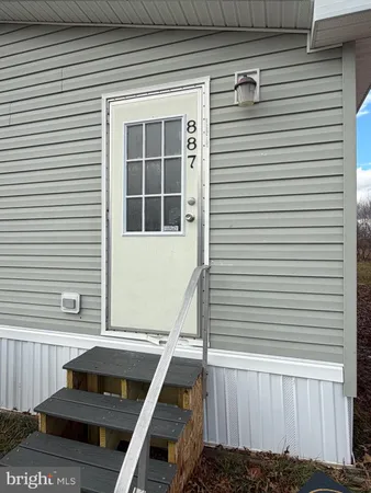 $120,000 | 887 Aspen Avenue, Spring City, PA 19475