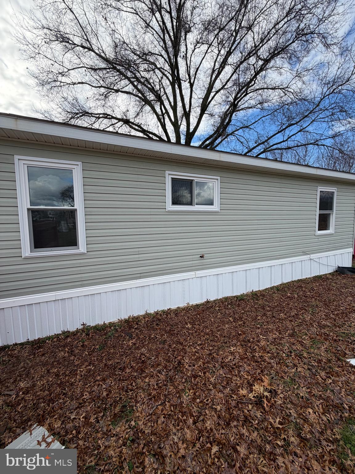887 Aspen Avenue Spring City, PA 19475 - Photo 20 of 21 a backyard of a house with lots of green space
