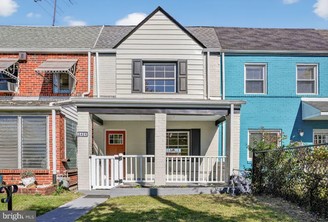 $439,900 | 3424 Eads Street Northeast, Washington, DC 20019