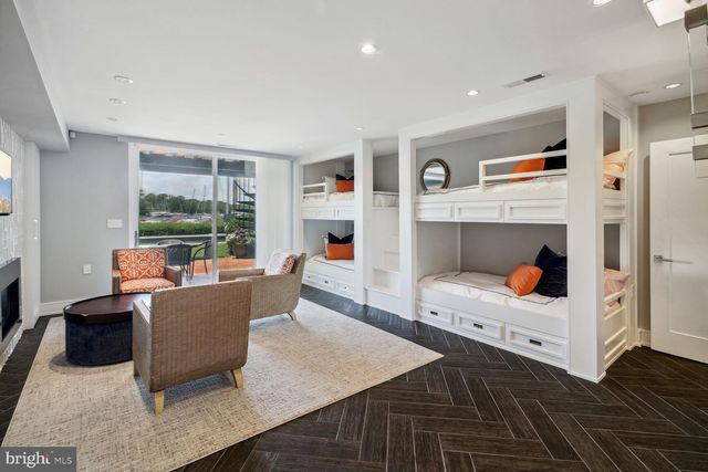 $3,675,000 | 2 Market Quay, Annapolis, MD 21401