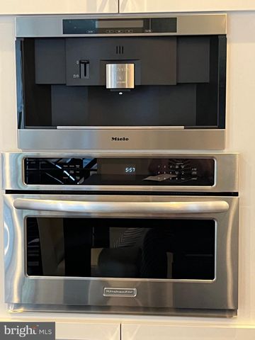 $3,675,000 | 2 Market Quay, Annapolis, MD 21401