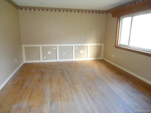 45059 Robson Road Belleville, MI 48111 - Photo 9 of 13
