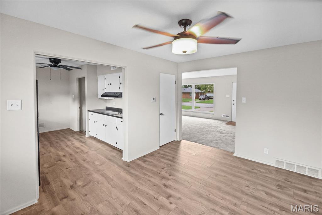 722 Berry Road Wood River, IL 62095 - Photo 10 of 30 Gallery Image 10