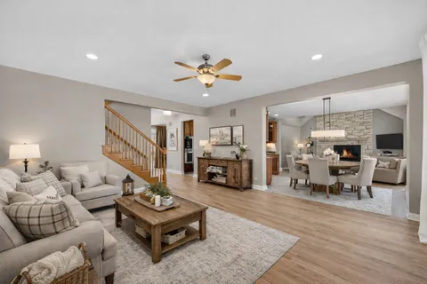 $1,250,000 | 1518 North Patton Avenue, Arlington Heights, IL 60004
