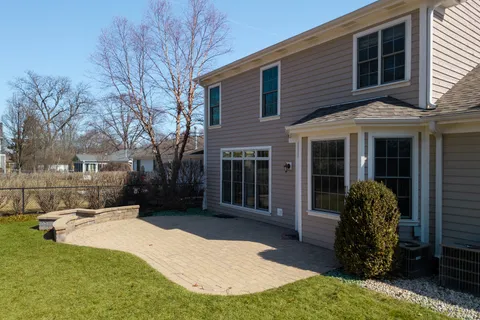 $1,250,000 | 1518 North Patton Avenue, Arlington Heights, IL 60004