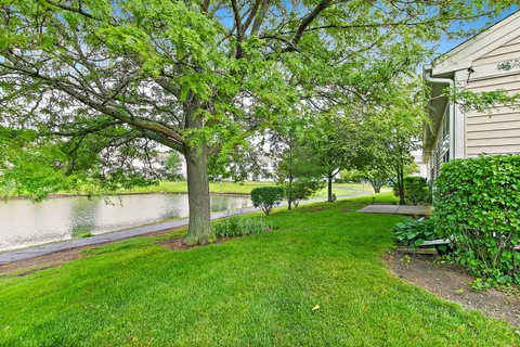 $265,000 | 1481 Waterside Drive, DeKalb, IL 60115