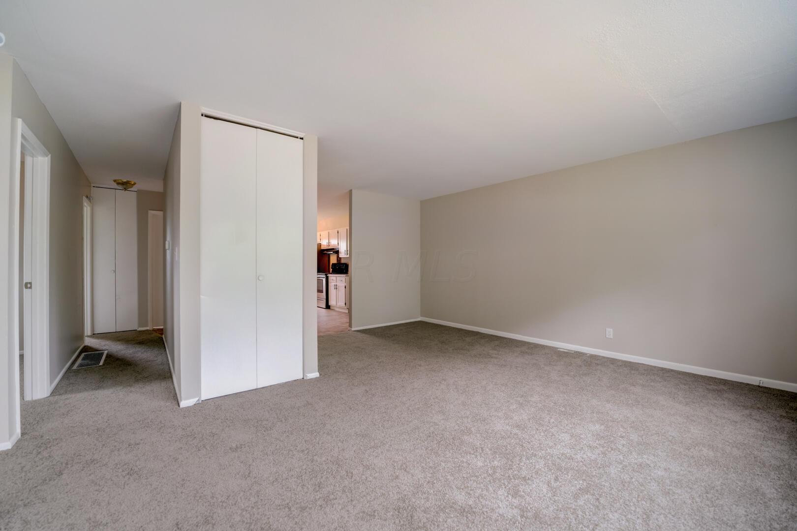 1810 Fleming Road Columbus, OH 43232 - Photo 13 of 25 listing_10