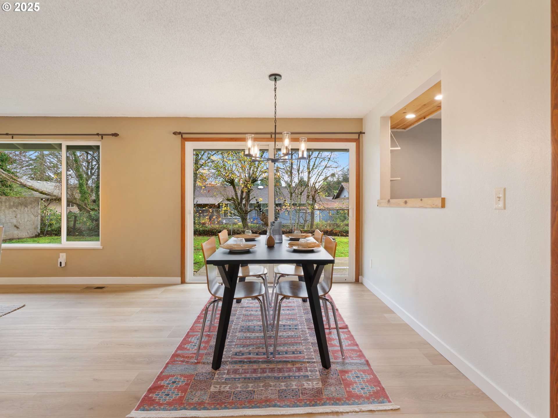 824 Southeast 207th Avenue Gresham, OR 97030 - Photo 12 of 47 a dining room with a table and chairs