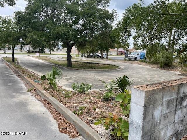223 Ridgewood Avenue Holly Hill, FL 32117 - Photo 1 of 5 Exterior