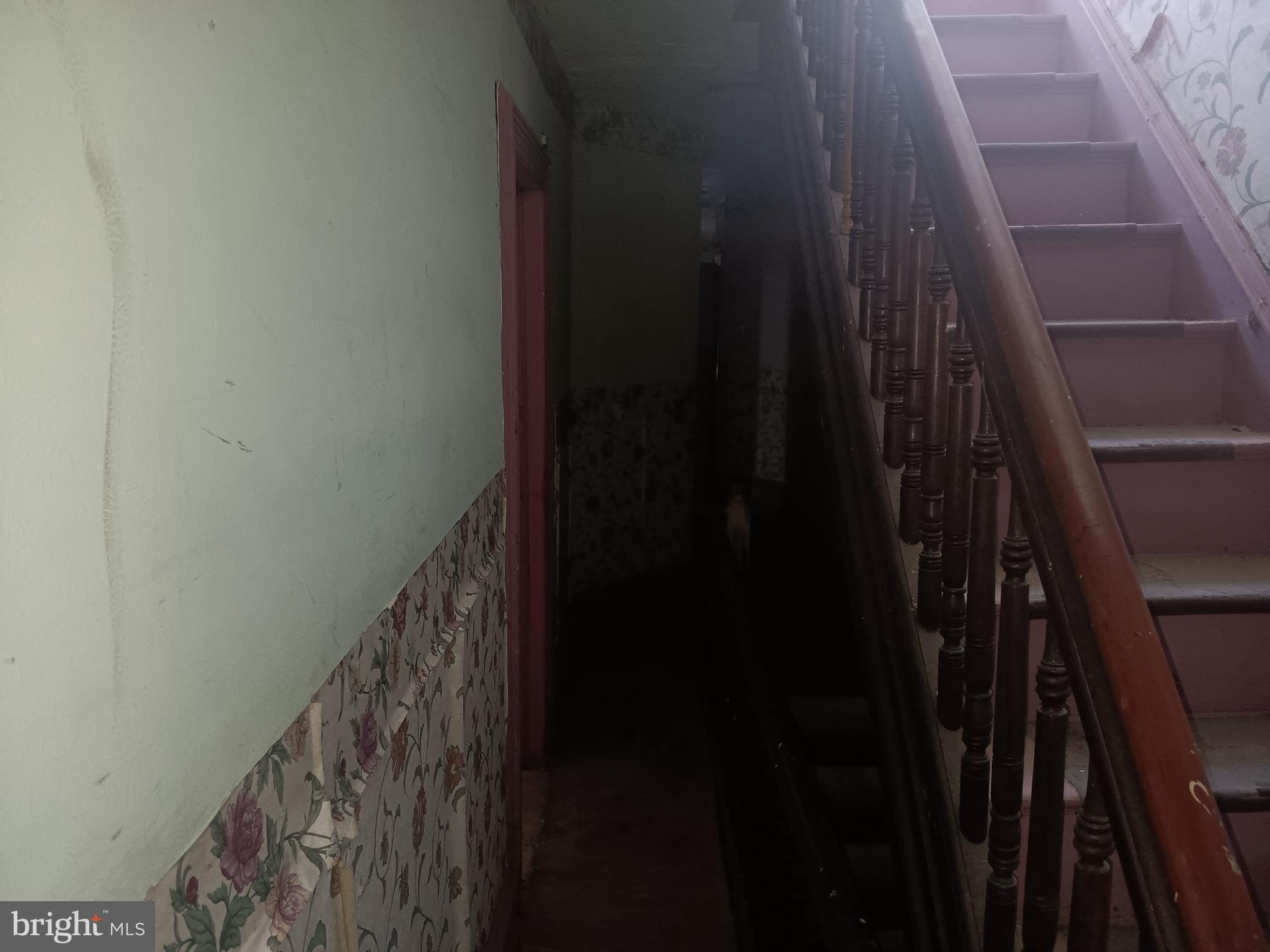 277 Spring Street Trenton, NJ 08618 - Photo 12 of 28