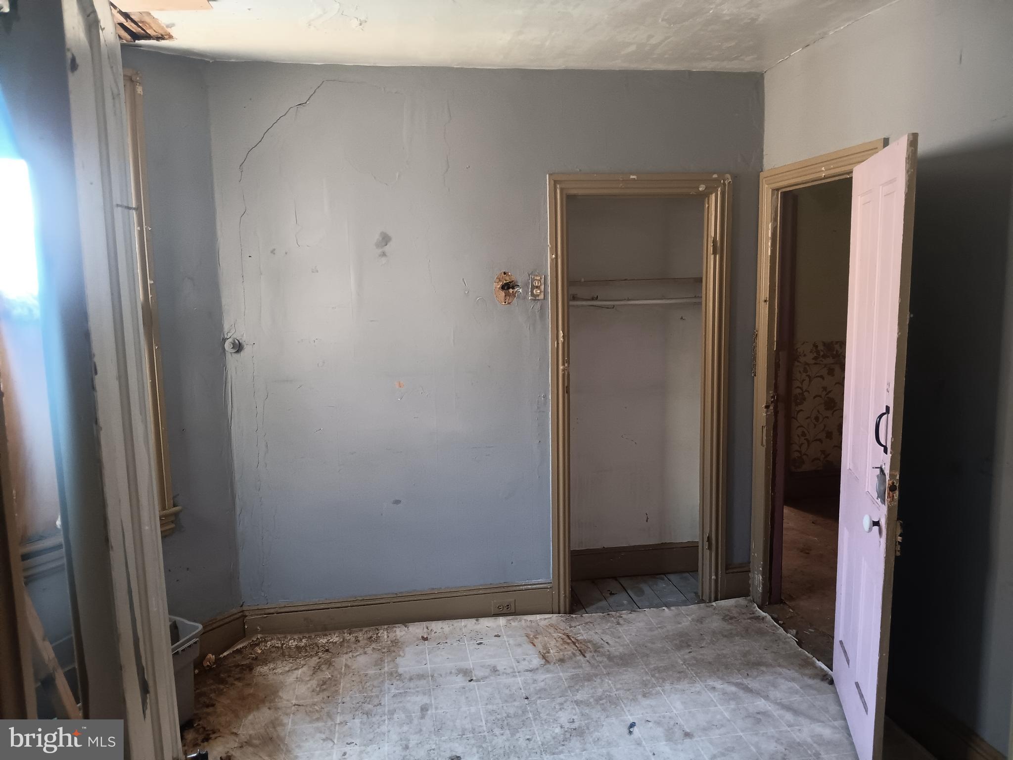 277 Spring Street Trenton, NJ 08618 - Photo 20 of 28