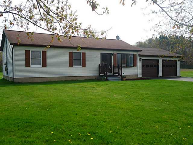 2026 Palmyra Road Palmyra, NY 14522 - Photo 1 of 1 Exterior Front