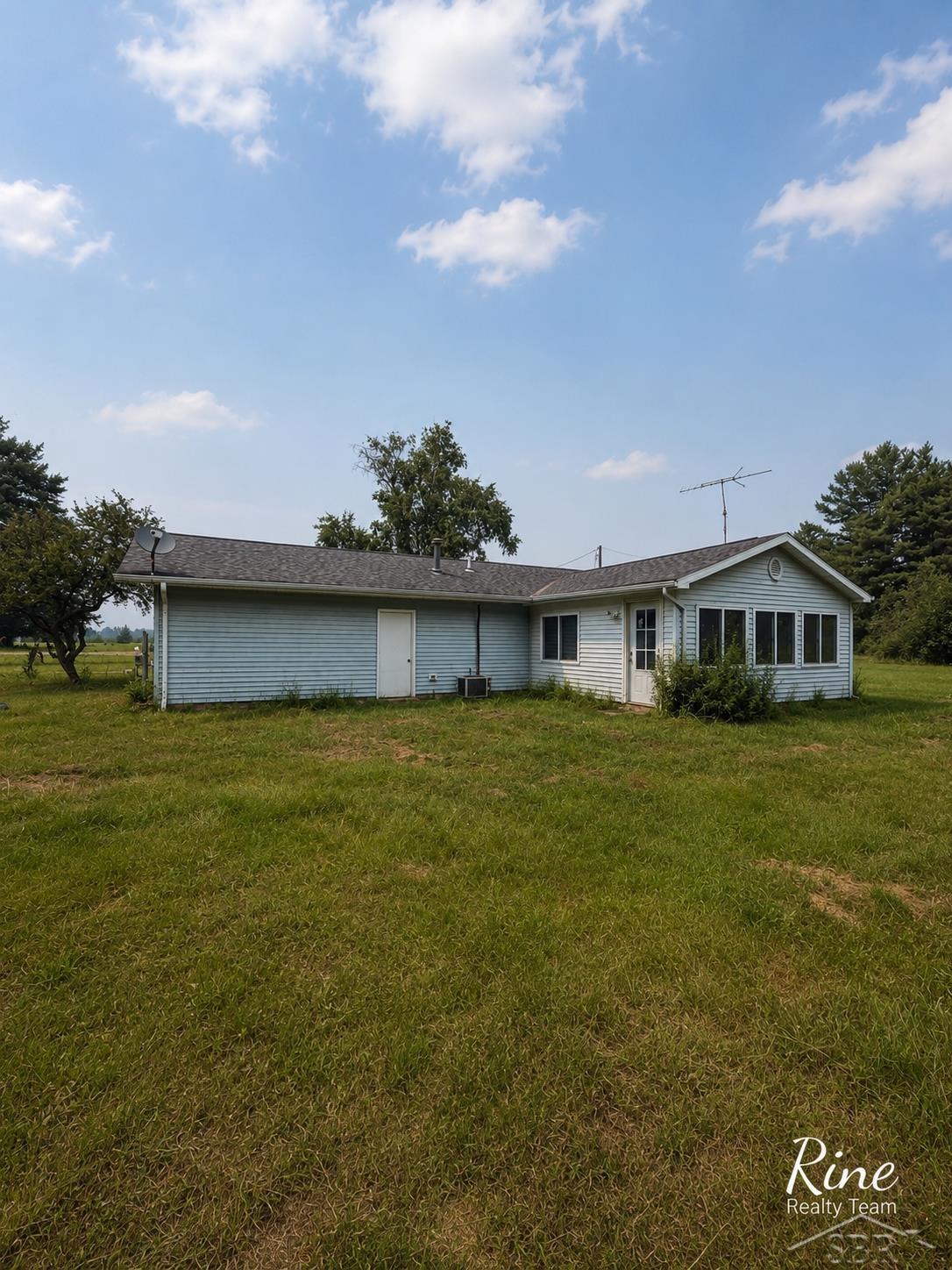5910 East Baseline Road Mount Pleasant, MI 48858 - Photo 8 of 41
