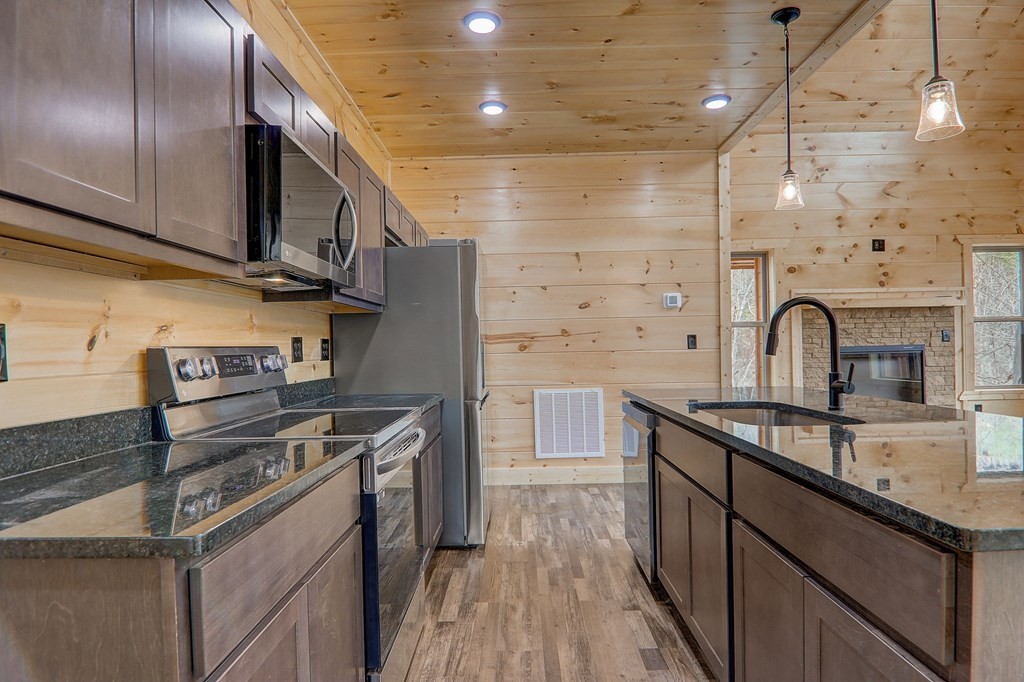 1837 Bluff Ridge Road Sevierville, TN 37876 - Photo 39 of 72 Gallery Image 39