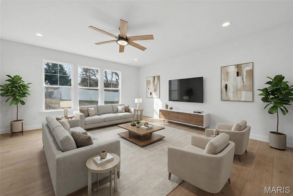 537 Ryehill Drive St. Peters, MO 63376 - Photo 2 of 35