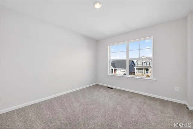 $594,126 | 537 Ryehill Drive, St. Peters, MO 63376