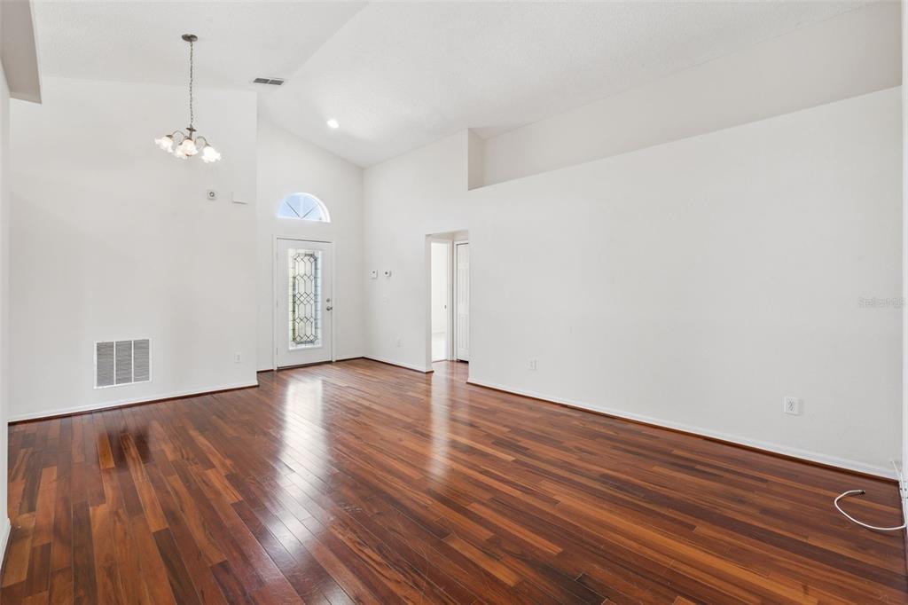 617 Reston Place Davenport, FL 33897 - Photo 6 of 31 Gallery Image 6