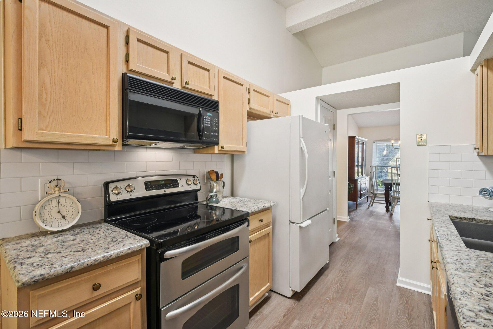 1532 Marsh Rabbit Way Fleming Island, FL 32003 - Photo 20 of 81 Kitchen