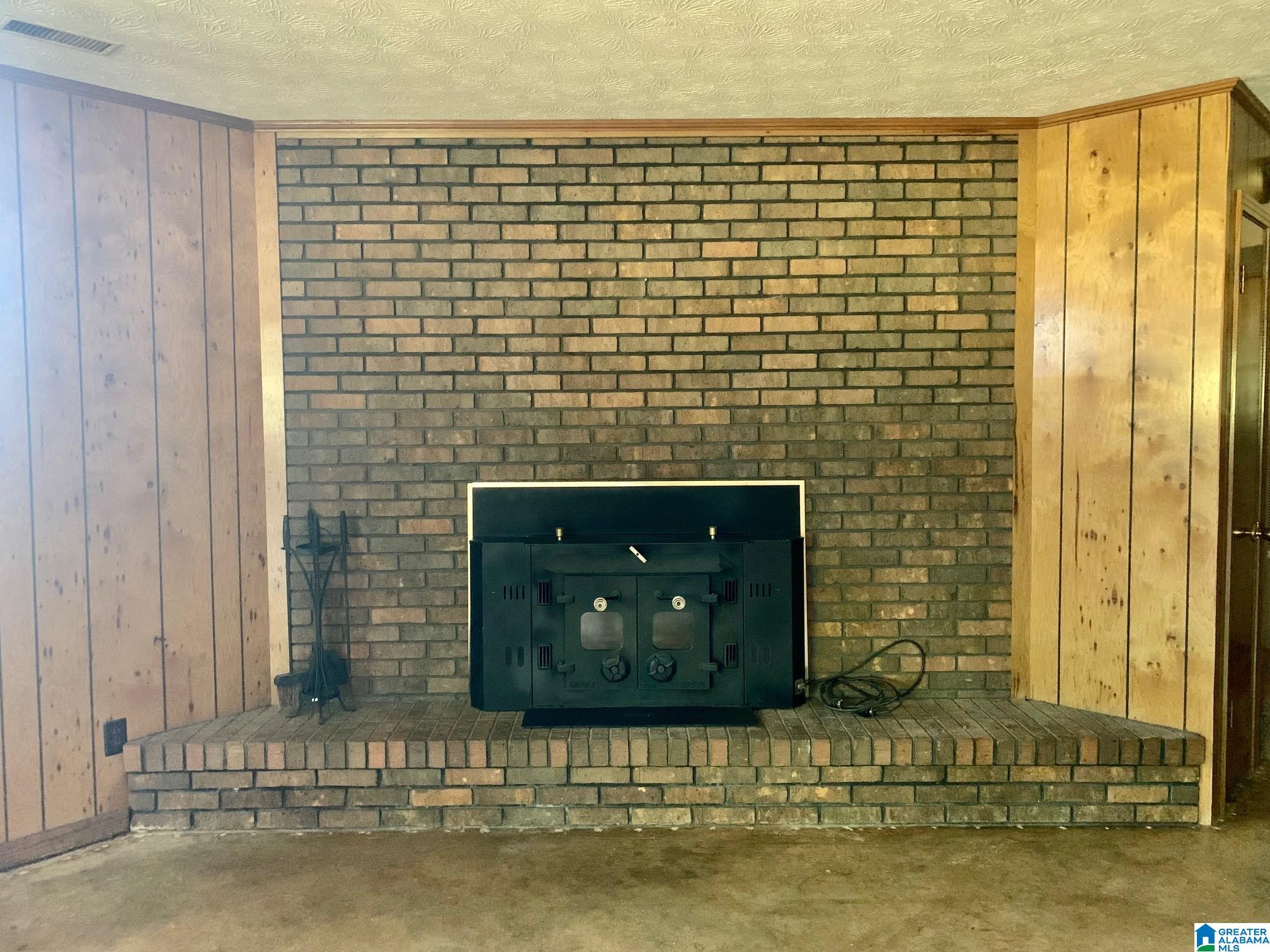102 Beverly Road Anniston, AL 36206 - Photo 22 of 35