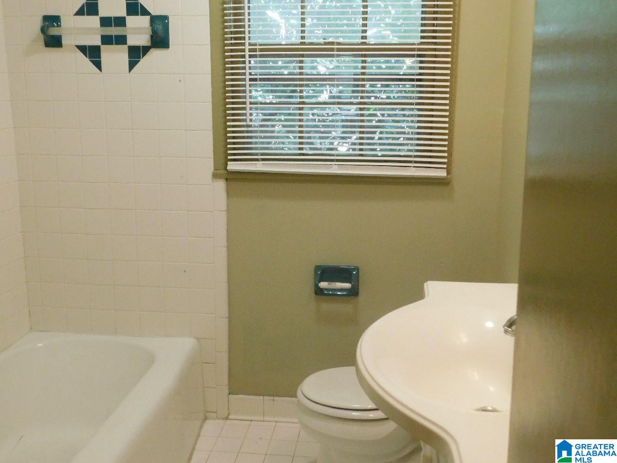 438 Tupelo Road Birmingham, AL 35215 - Photo 27 of 50
