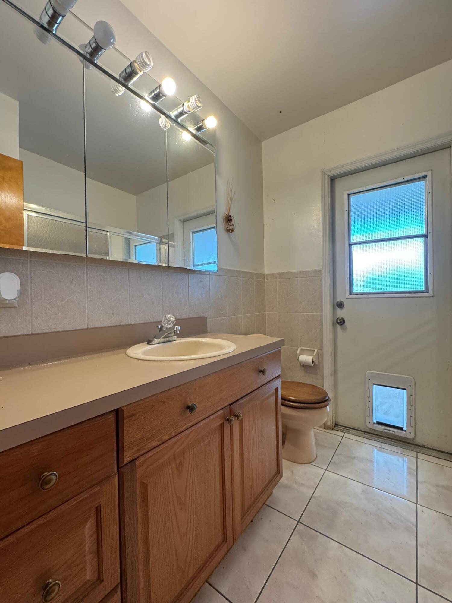 21045 Condado Road Cutler Bay, FL 33189 - Photo 16 of 25 IMG_1663